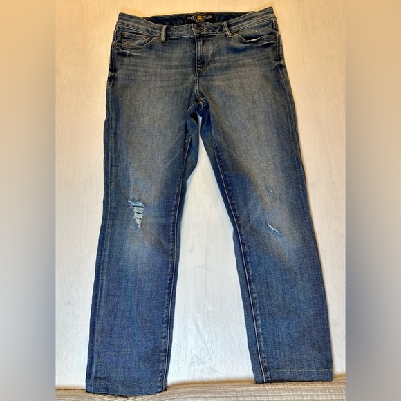 Lucky Brand Denim - Lucky Brand Lolita Crop Jeans Size 8 / 29 Mid Rise Distressed Stretch Denim